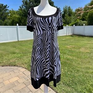 Tiana B. Zebra Print Knee-Length Dress with Black Trim Sz Large